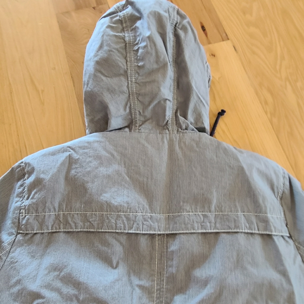 CLEARANCE 3/$15 Blue and White Striped C&A Outerwear Company anorak jacket mediu - Picture 15 of 15